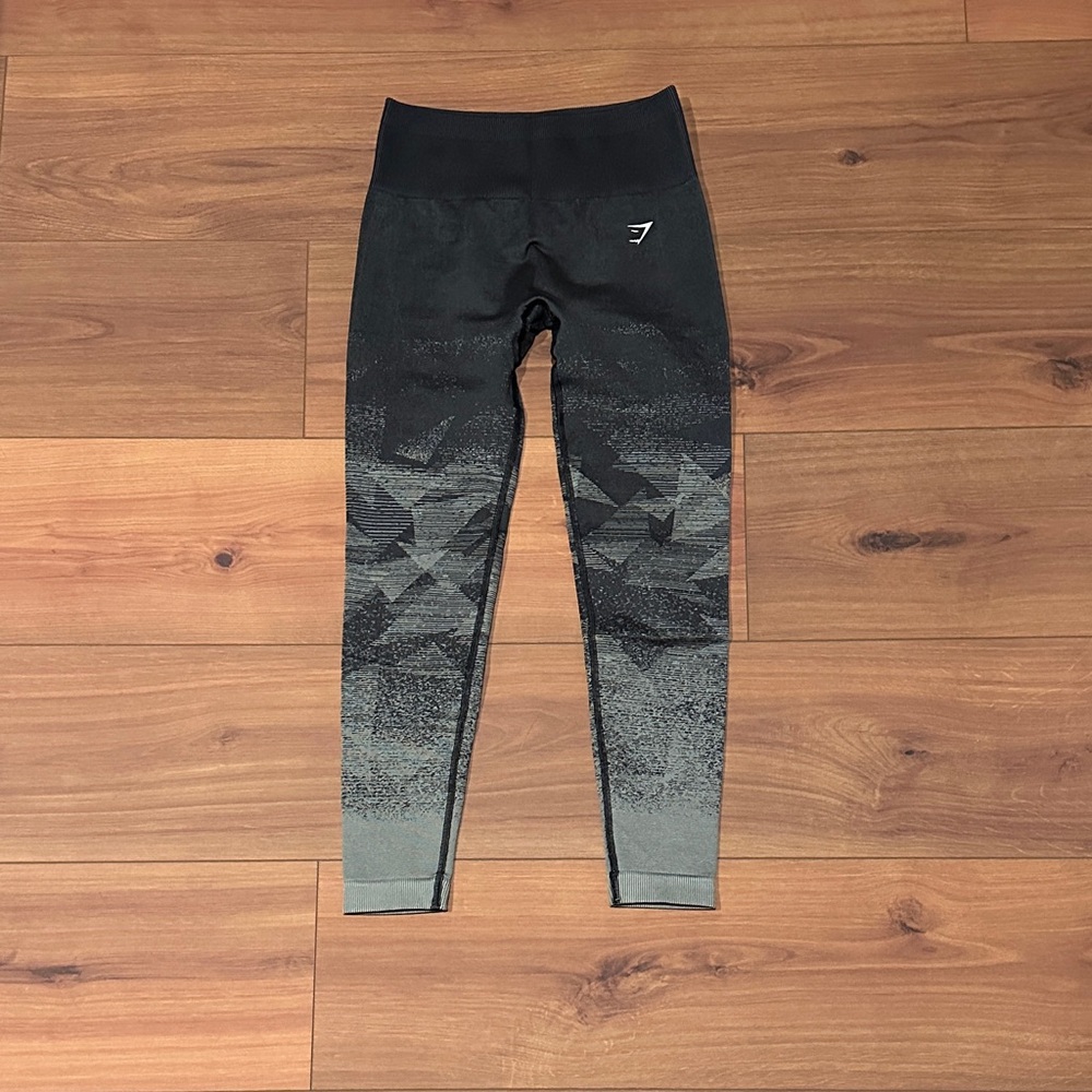 Gymshark Black and Gray Geometric Leggings